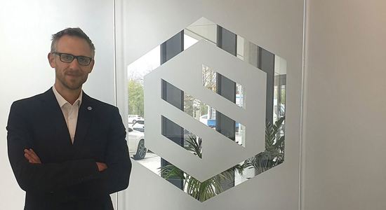 供应链经理ralph Kager访谈