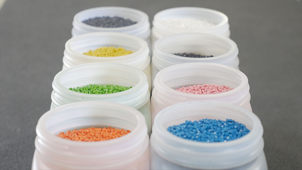 Colored resin